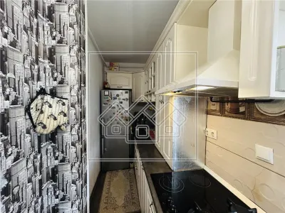 Ap 3 camere, balcon, mobilat modern, etaj 1, loc de parcare - foto 14