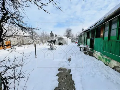 Casa in Lazaret, 900 mp teren, 663 mp gradina, pivnita si pod - foto 13