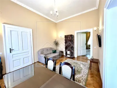 Apartament cu 2 camere, dotari de LUX, Ultracentral, etaj 1 - foto 17