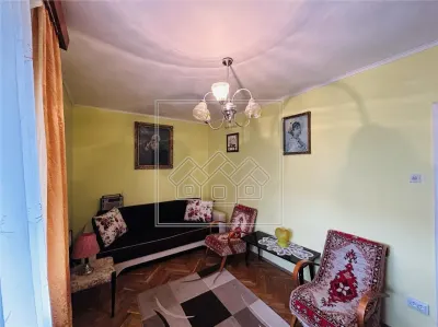 Ap decomandat, 3 camere, balcon, pivnita - N. Iorga - foto 14