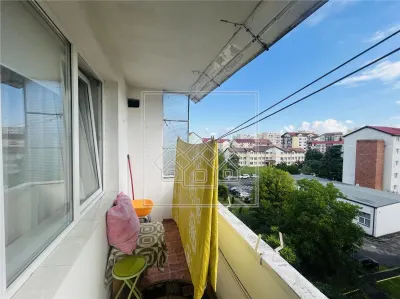 Ap decomandat, 3 camere, balcon, pivnita - N. Iorga - foto 9