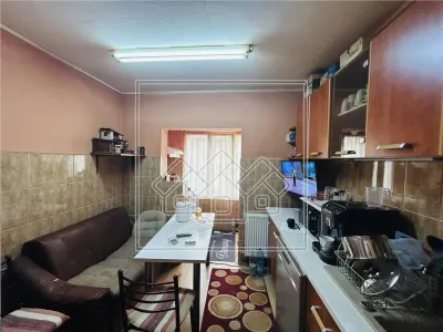 Ap cu 2 camere, pivnita, Etaj 2/5 - Zona Valea Aurie - foto 5