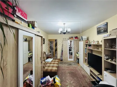 Ap cu 2 camere, pivnita, Etaj 2/5 - Zona Valea Aurie - foto 6