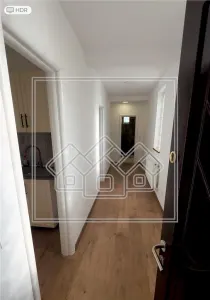 Apartament 2 camere, renovat, parcare, decomandat, etaj intermediar - foto 4