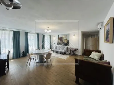 Casa cu 6 apartamente + gradina - pretabil investitii - foto 18