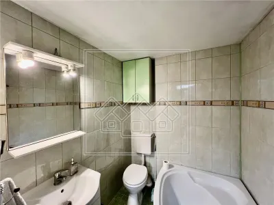 Apartament de inchiriat - 3 camere, mobilat, parcare - Noica - foto 4