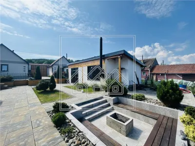 Casa de vacanta cu teren mare, pretabil investitii - Ocna Sibiului - Ocna Sibiului