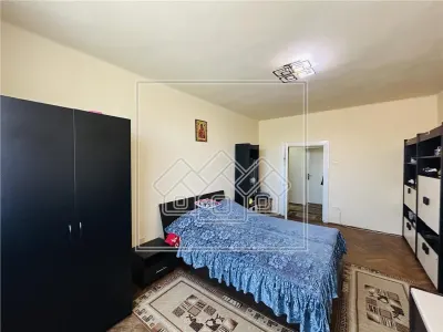 Casa individuala, cu 2 intrari separate, 235 mp utili + teren - foto 12