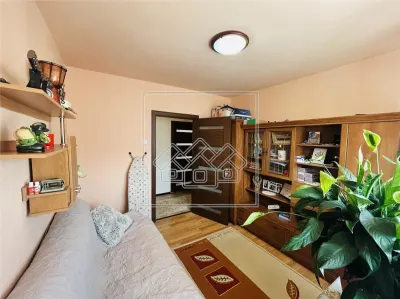 Ap decomandat, 4 camere, balcon - Zona Mihai Viteazu - foto 13