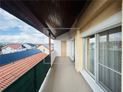 Ap la vila, cu 3 camere, balcon mare - Selimbar - foto 17