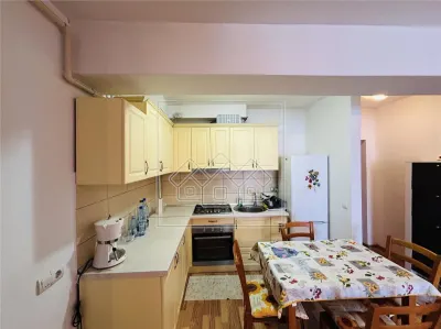 Ap cu 2 camere, balcon - etaj 7/9 - Doamna Stanca - foto 3