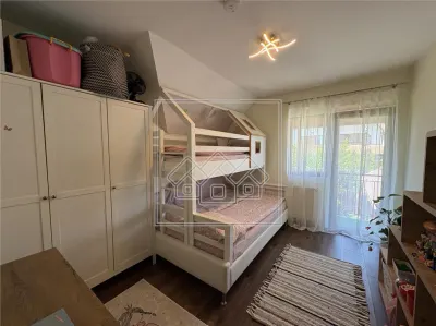 Casa individuala, 130 mp utili, teren de 234 mp si terasa mare - foto 6