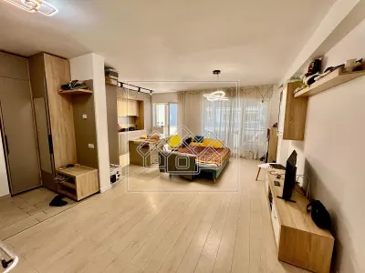 Apartament de vanzare - 3 camere, balcon, parcare - Kogalniceanu - foto 1