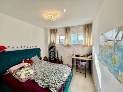 Apartament de vanzare - 3 camere, balcon, parcare - Kogalniceanu - foto 7