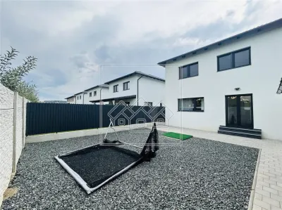 Casa de vânzare în Cristian, Sibiu — Construc?ie 2025, Mobilat? Rovere | New Concept Living - foto 11