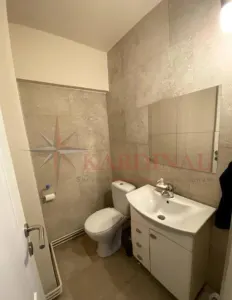 Apartament 3 camere  decomandat, 2 bai , etajul 1 ,Racadau - foto 6