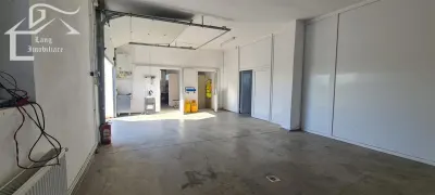 TEREN CU CLADIRI FUNCTII MULTIPLE - foto 3