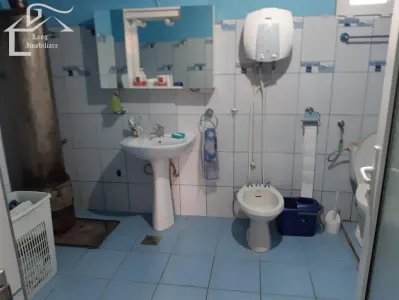 CASA CU TEREN DE VANZARE IN SEITIN - foto 13