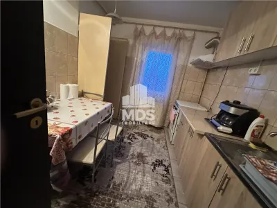 Etaj 3 cu 2 băi și 2 balcoane in bloc anvelopat linga parcul Clabucet - foto 6