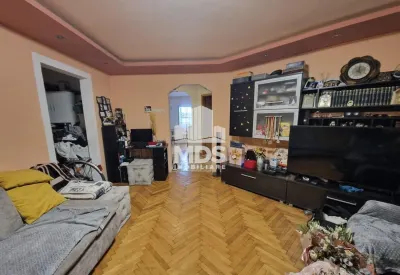 Etaj 1 cu 2 bai, centrala propie in zona Soarelui - foto 3