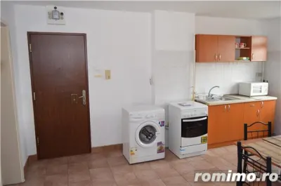 Mobilat si utilat in bloc de caramida, linga Medicina - foto 7