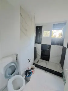 Apartament cu 2 camere confort 1 modelul mare - foto 12