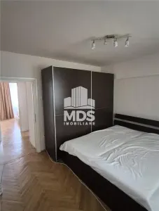 Decomandat 75 mp, 2 bai, etaj intermediar aproape de Mall - Timisoara