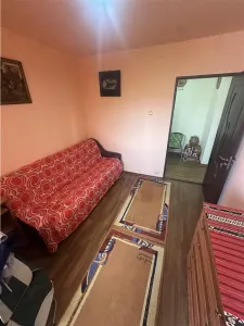 Decomandat cu 2 bai si 2 balcoane etaj intermediar - foto 8