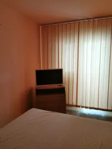 Decomandat cu 2 bai si 2 balcoane - foto 3