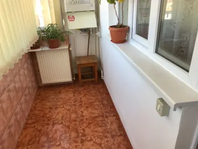 Decomandat cu 2 bai si 2 balcoane - foto 8