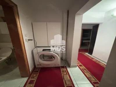 Decomandat cu 2 băi la parter cu balcon - foto 2