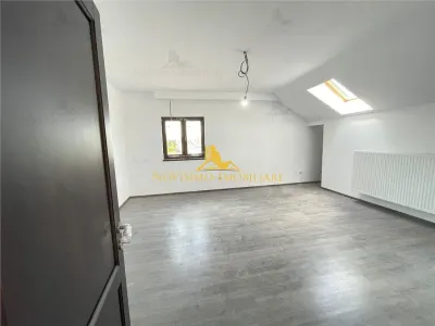 NOVISIMO-IMOBILIARE: VILA IN ZONA ALBERT - foto 17