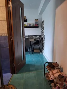 Amenajat complet linga piata Doina - foto 1