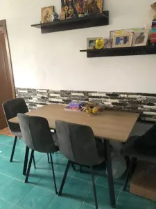 Amenajat complet linga piata Doina - foto 2