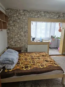 Decomandat, modificat in 2 camere linga Generala 30 - Timisoara