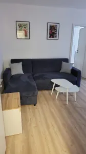 Mobilat si utilat la etaj 1 in bloc anvelopat - foto 7