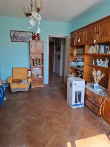 Decomandat cu centrala propie, etaj intermediar - foto 5