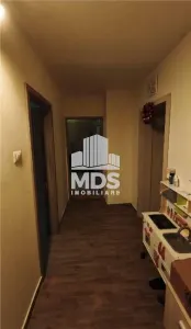 Mobilat si utilat la etajul 2 cu garaj inclus linga Shopping City - foto 3