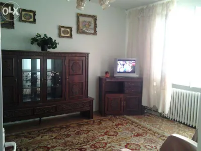 Decomandat linga punctele cardinale - Timisoara