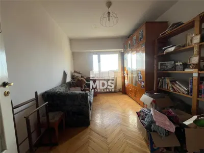 Decomandat cu 2 bai in bloc BCA - foto 3