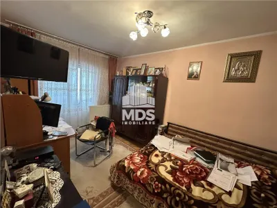Etaj cu 2 bai si 2 balcoane bloc izolat - foto 2