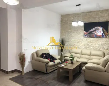 NOVISIMO-IMOBILIARE: PENTHOUSE CU 3 CAMERE IN ZONA 9 MAI, P. - foto 3