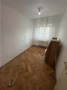 3 camere decomandate cu centrala etaj 1 si 2 balcoane - foto 6