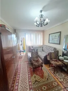 Apartament 2 camere in bloc anvelopat et intermediar - foto 3