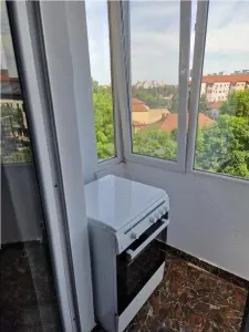 Decomandat cu 2 bai și 2 balcoane - foto 5