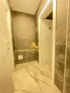 NOVISIMO-IMOBILIARE: SPATIU COMERCIAL DE INCHIRIAT IN ZONA ALBERT - foto 8