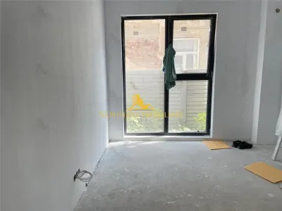 NOVISIMO-IMOBILIARE: AP. CU 3 CAM. , DOUA BAI IN ZONA SEMICENTRALA, P+BOXA - foto 9