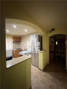 2 CAMERE DECOMANDAT, ETAJ 2, CENTRALA TERMICA, ZONA DOROBANTILOR! - foto 5