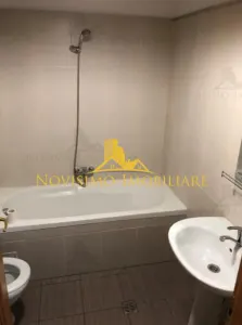 NOVISIMO-IMOBILIARE: APARTAMENT CU 2 CAMERE , LOC PARCARE - foto 7