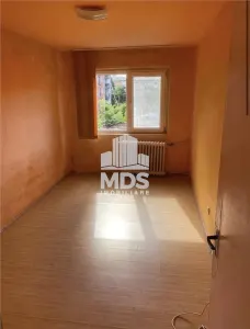 3 camere etaj 2 linga piata Doina - Timisoara
